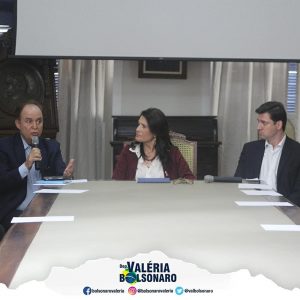 Na Santa Casa, visita de líderes de hospitais para tratar das necessidades da saúde no município de Campinas.