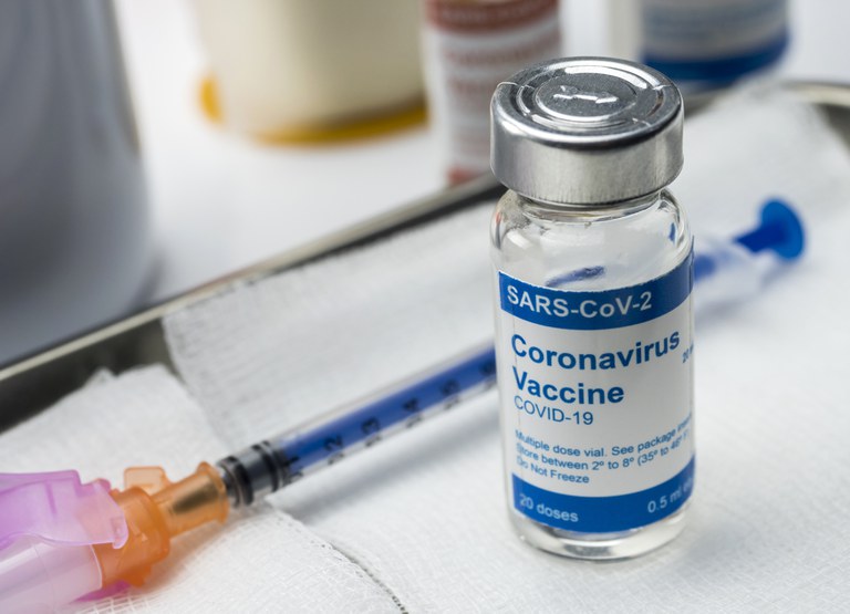 Brasil testa nova vacina contra o novo coronavírus