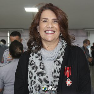 Leia mais sobre o artigo Deputada Valéria Bolsonaro é homenageada com Medalha Comemorativa do Centenário do Corpo de Bombeiros