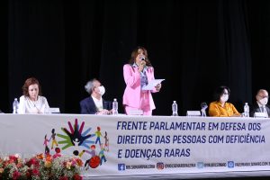 Leia mais sobre o artigo Implantação da Frente Parlamentar das Pessoas com Deficiência e Doenças Raras é um sucesso! Deputada Valéria Bolsonaro reuniu dezenas de municípios paulistas e autoridades de todo o país