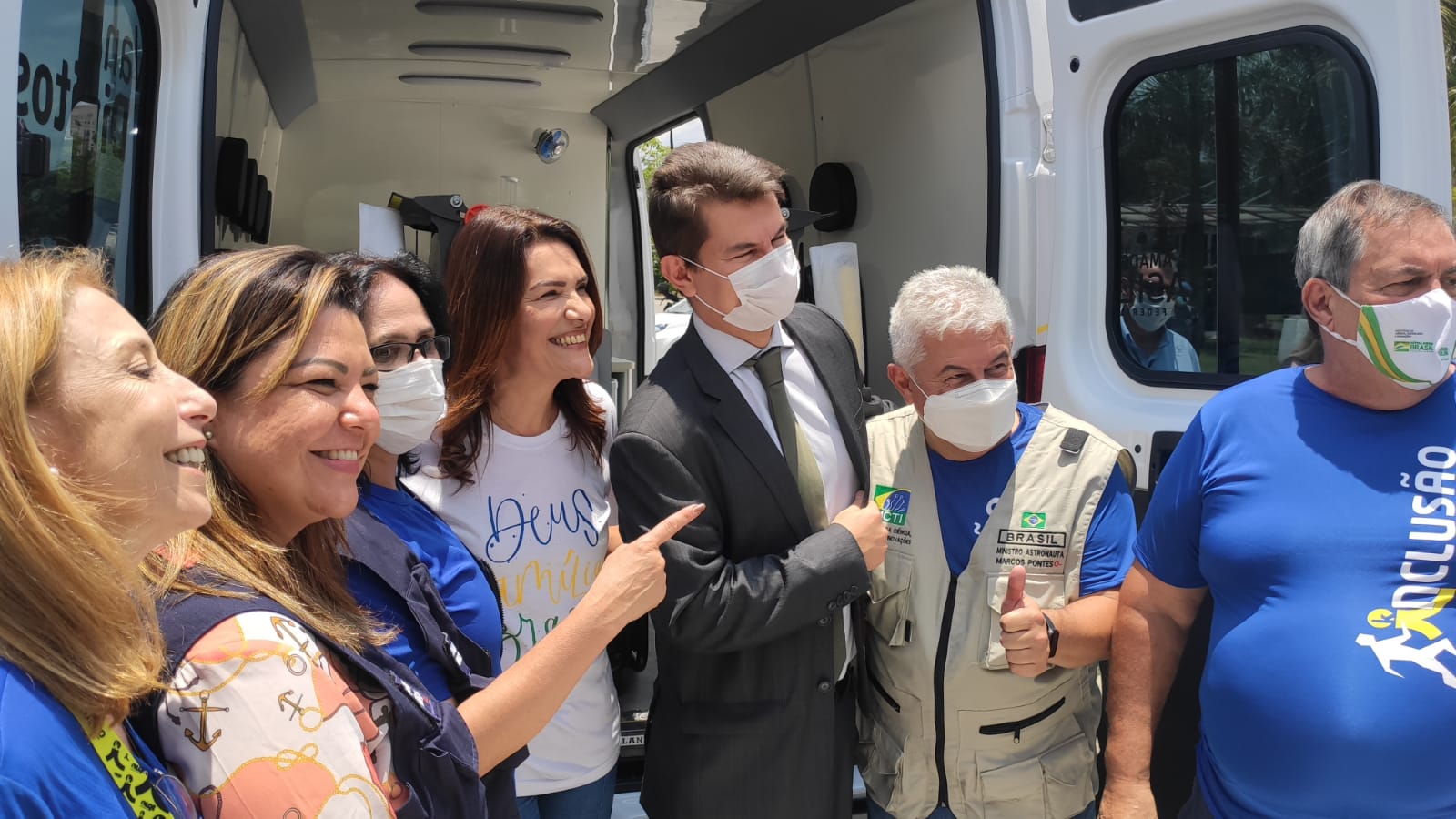 Deputada Estadual Valéria Bolsonaro participa de entrega de veículos para conselhos tutelares do Estado de SP