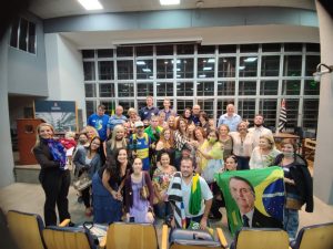 Leia mais sobre o artigo Valéria Bolsonaro participa de encontro de Lideranças para discutir Passaporte Sanitário