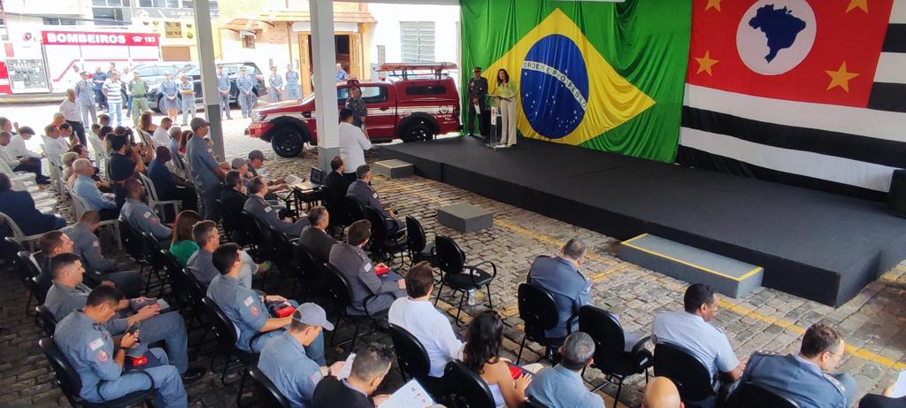 Você está visualizando atualmente Aniversário do 7º GB de Campinas é marcado por homenagens na festa de 123 anos